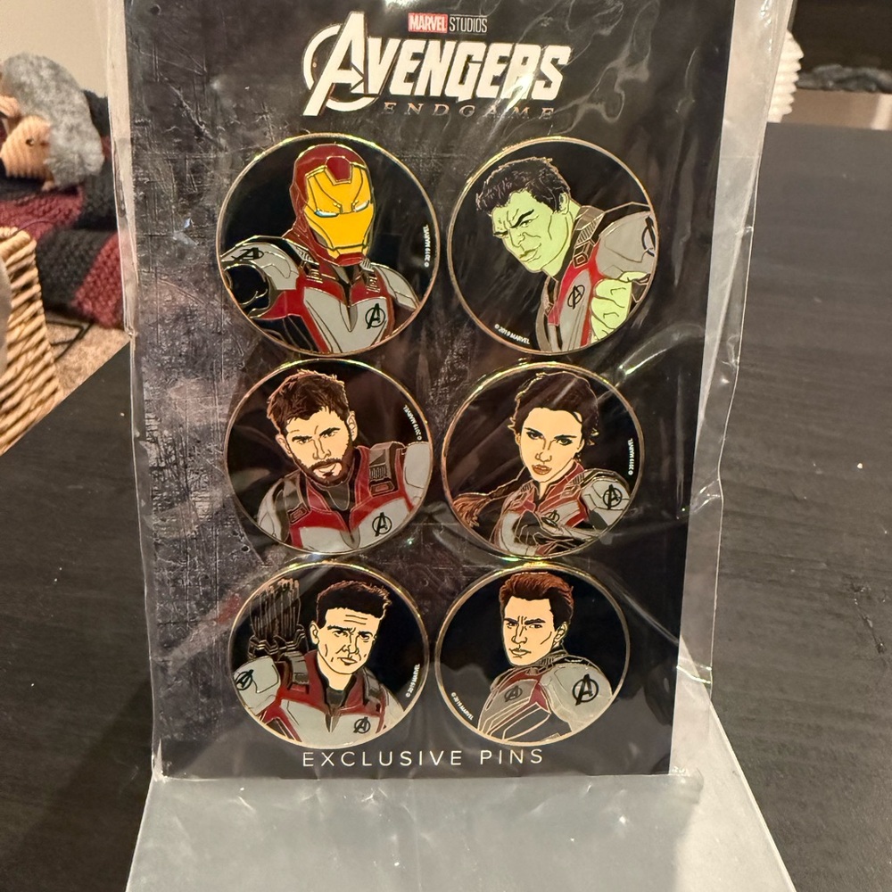 Marvel Avengers Endgame Character Pin Set
